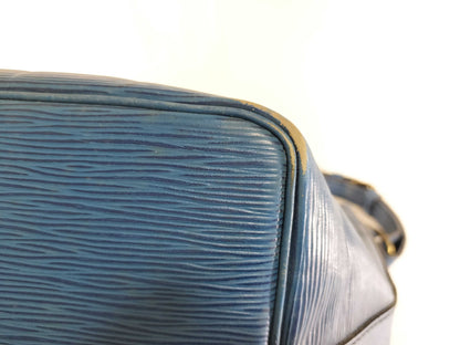 LOUIS VUITTON Epi Petit Noe Tote Bag