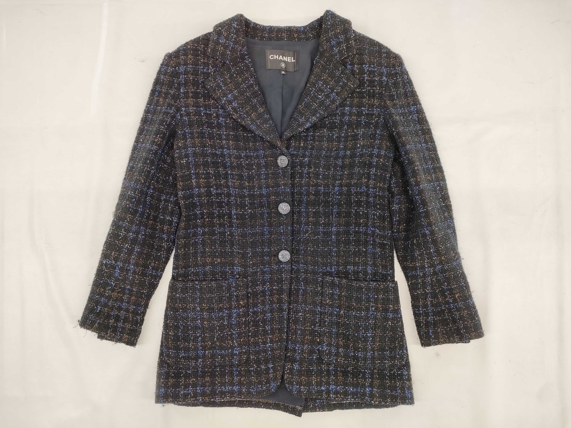 CHANEL Black and Blue Lame P71761 Tweed Jacket Size 34 Jacket