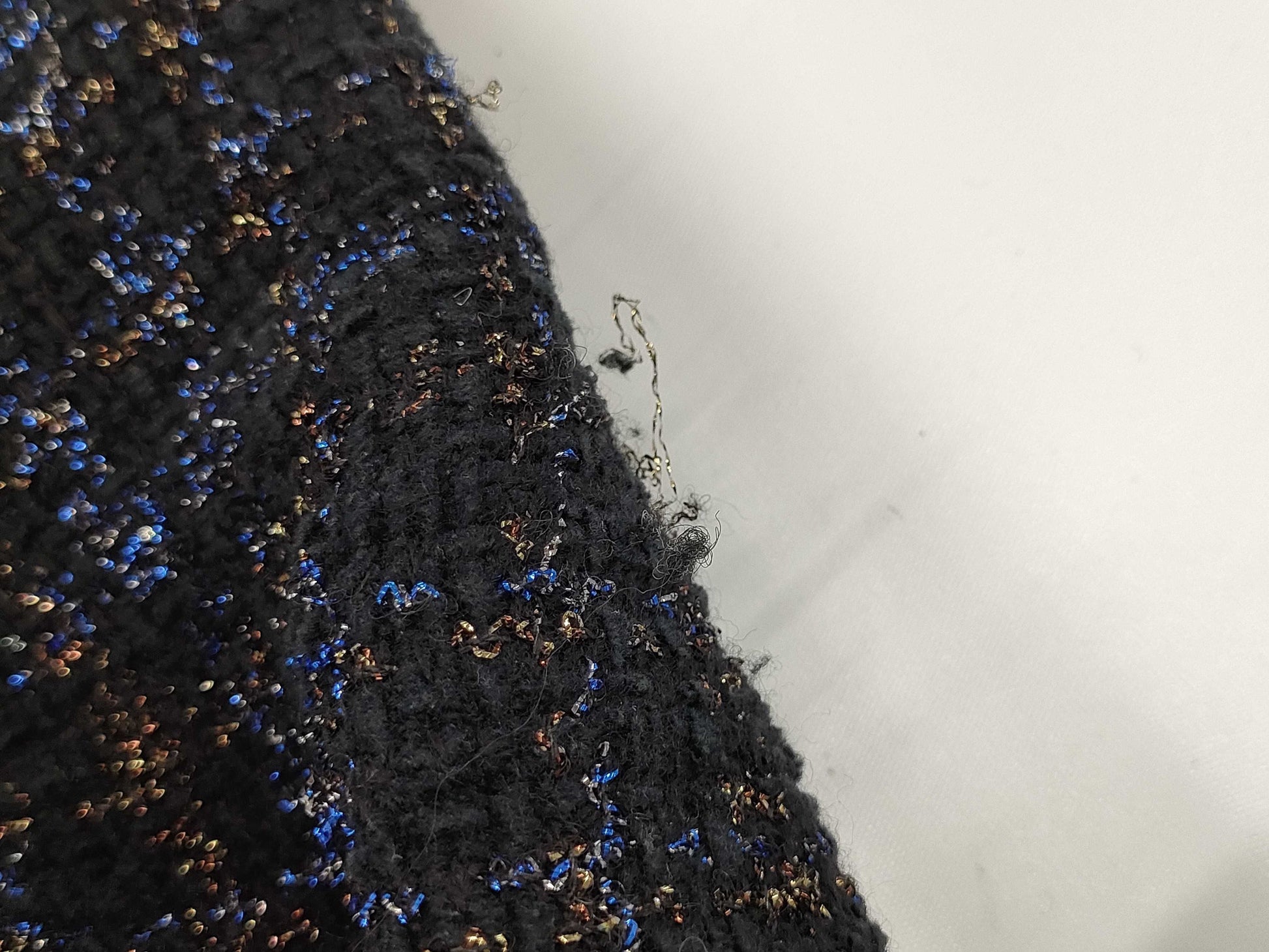 CHANEL Black and Blue Lame P71761 Tweed Jacket Size 34 Jacket