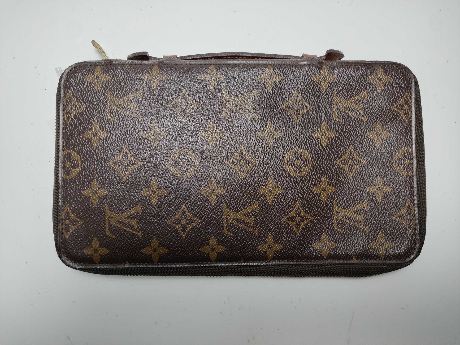 LOUIS VUITTON Monogram Travel Case MI8904 Pouch
