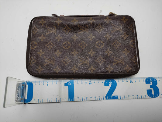 LOUIS VUITTON Monogram Travel Case MI8904 Pouch