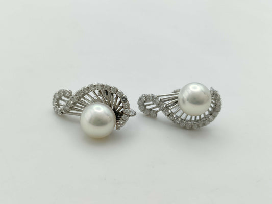 Akoya pearl earrings, diameter approximately 9.3mm, diamonds, Pm, 10.0g 