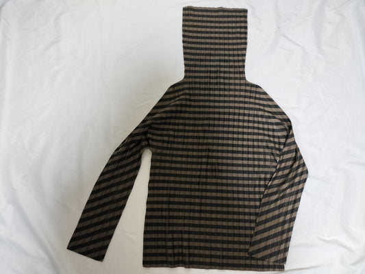 ISSEY MIYAKE Pleats Please Top Turtleneck Striped Top