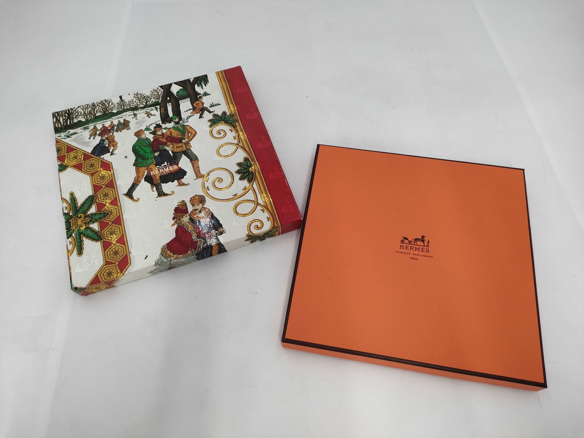 (10462_0081) HERMES Carre 90 Neige dAntan Scarf