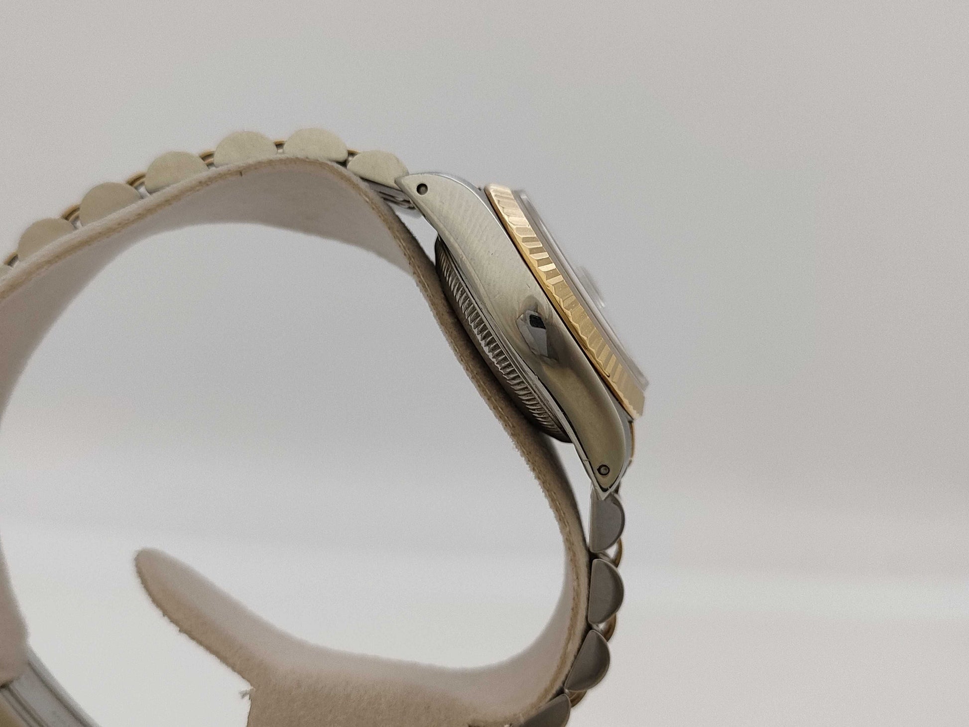 ROLEX 69173 E264647 Champagne Dial Women's Watch