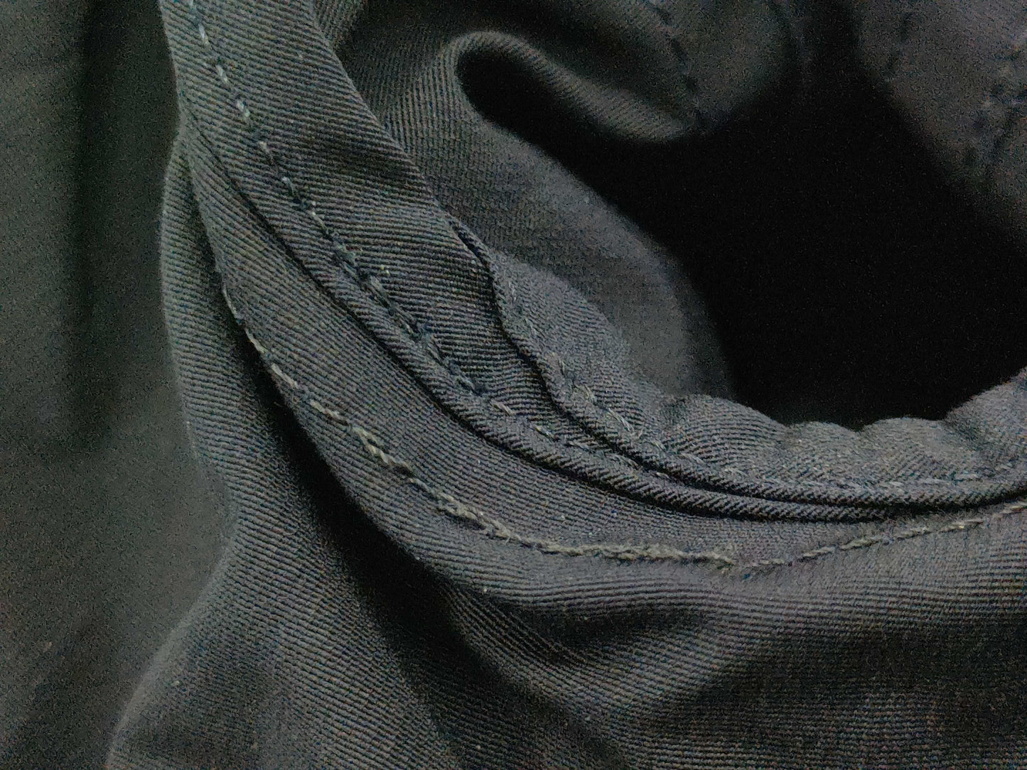 Sanyo trench coat with tags
