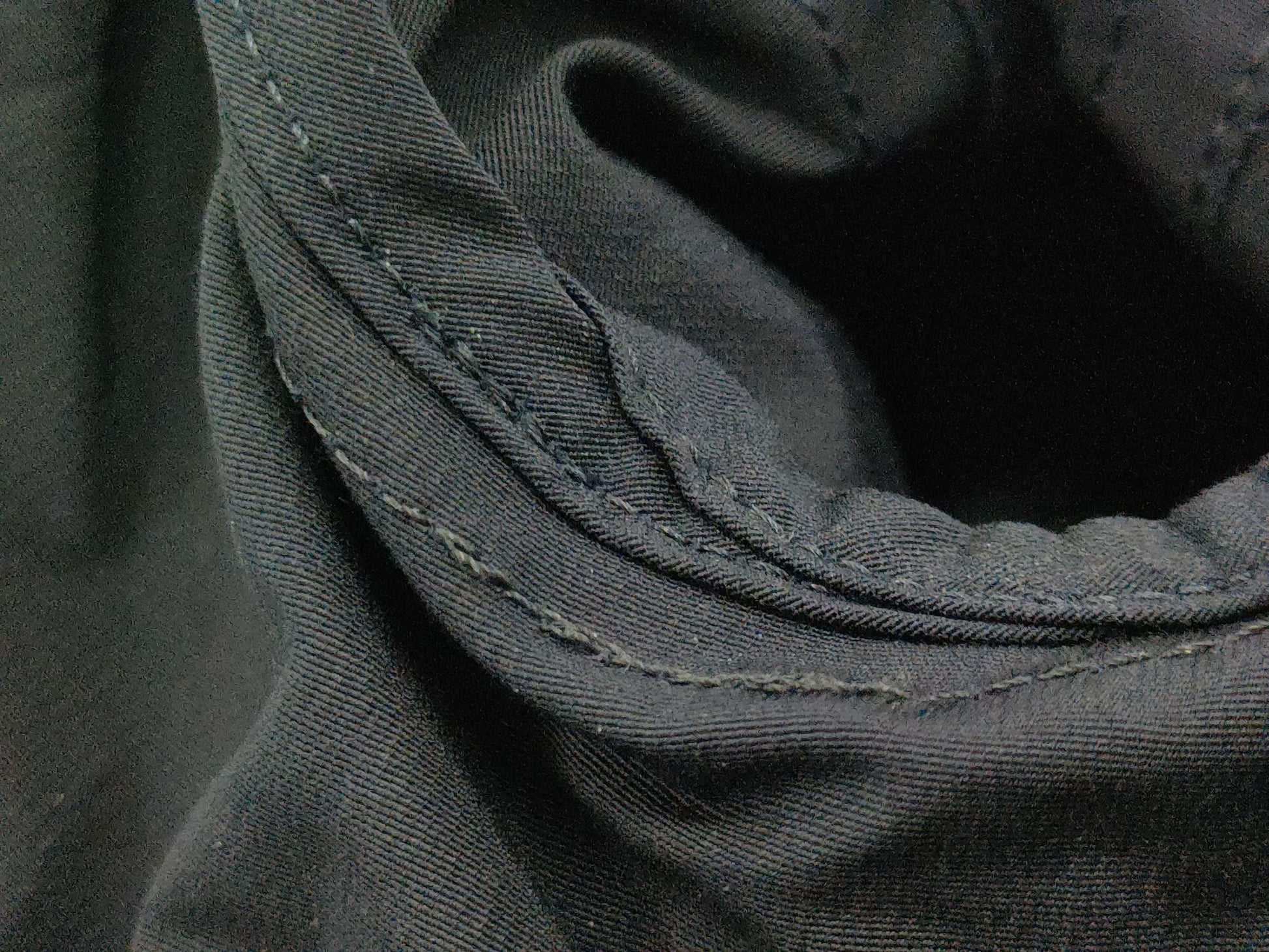 Sanyo trench coat with tags