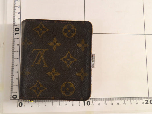 LOUIS VUITTON Monogram Poignier/Epi Wallet with Name Tags