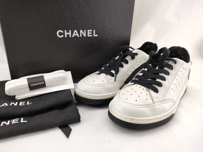 CHANEL G35934 Black/White Sneakers