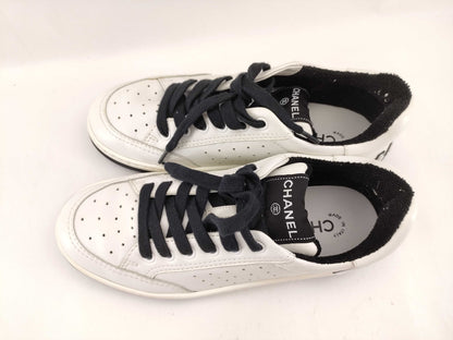 CHANEL G35934 Black/White Sneakers