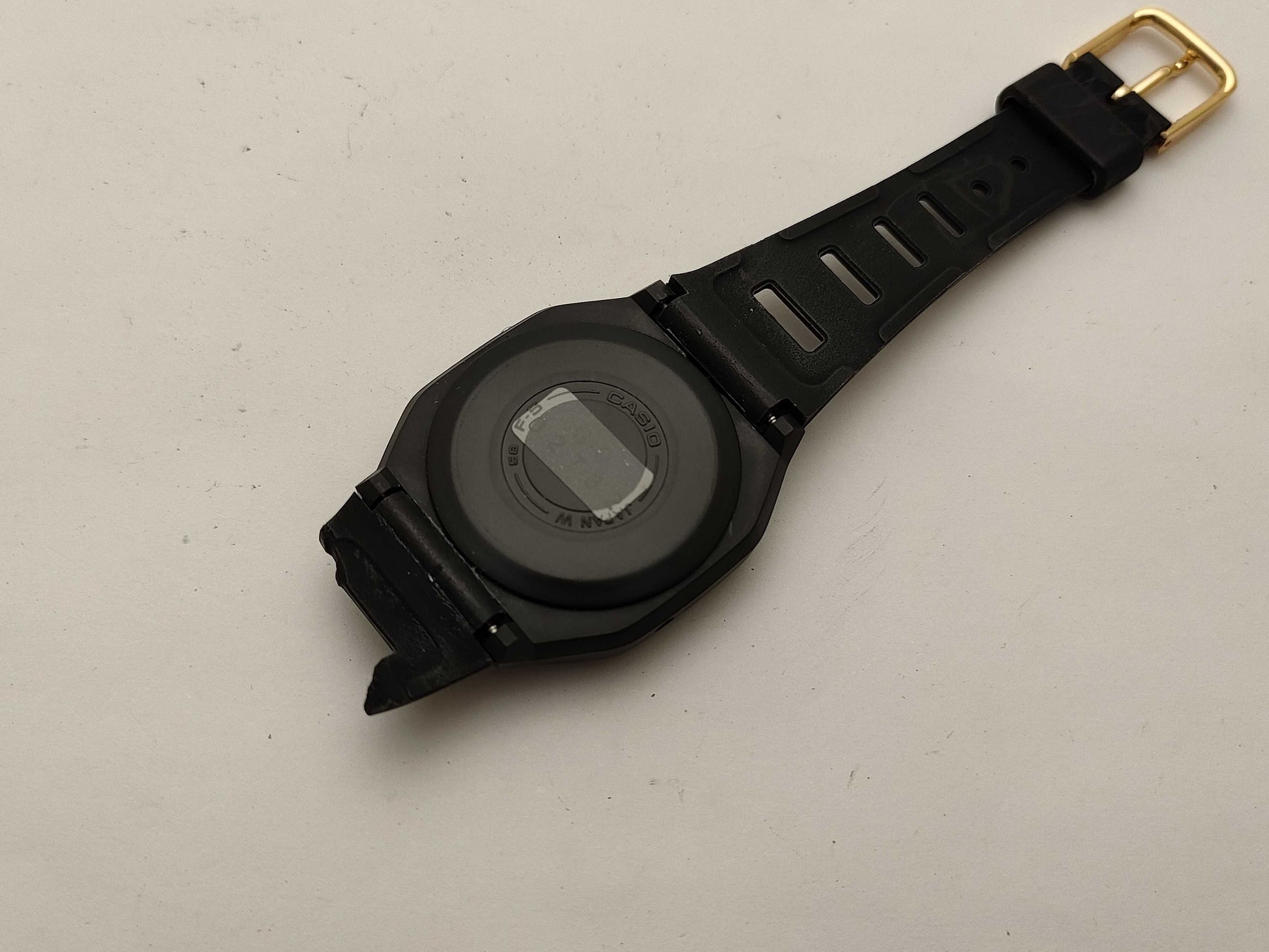 CASIO F-5 Lithium Quartz Men's Watch