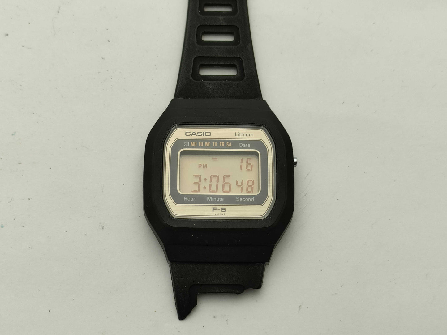 CASIO F-5 Lithium Quartz Men's Watch