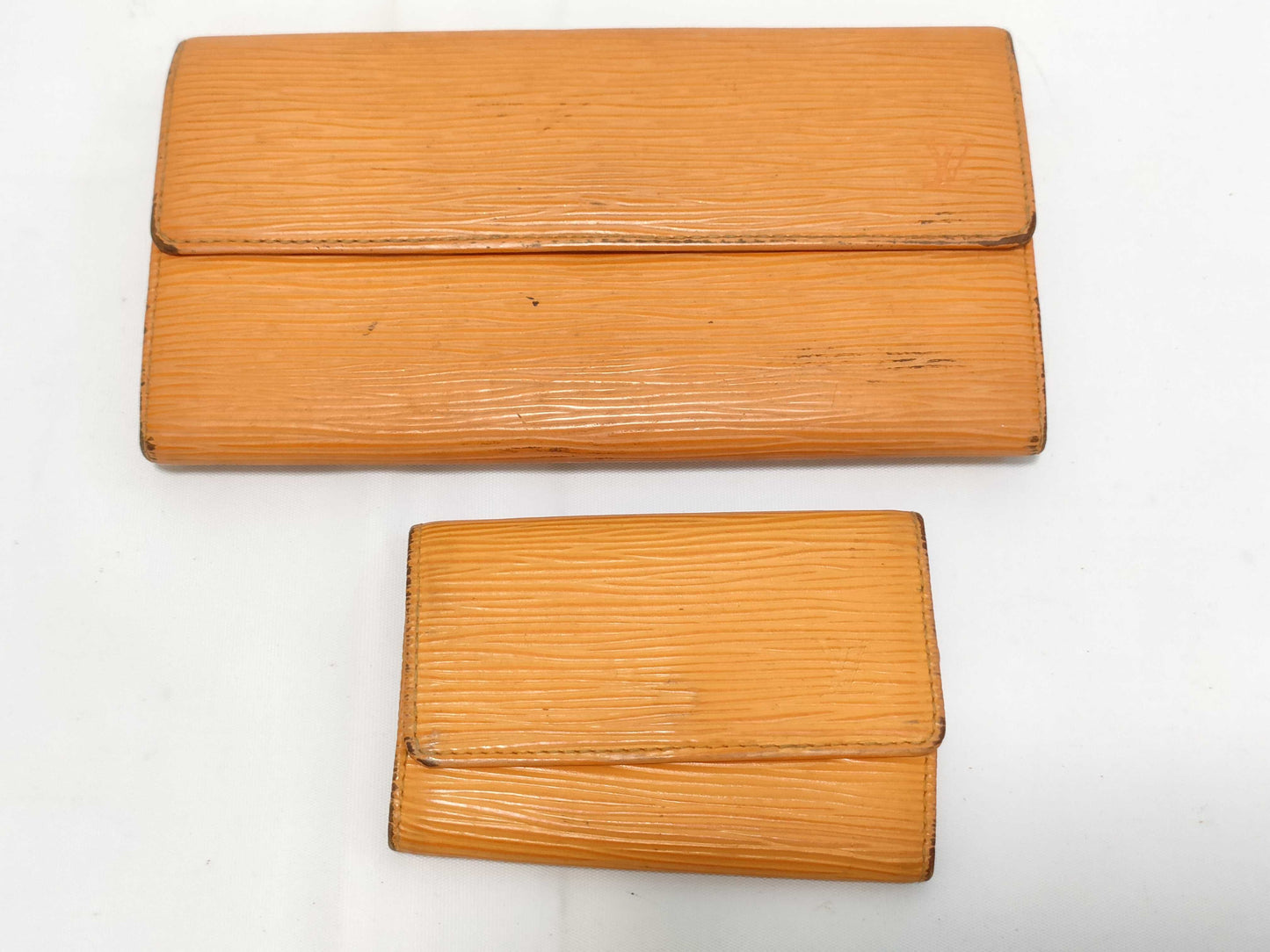 LOUIS VUITTON Epi Portefeuille Sarah + Multicle wallet