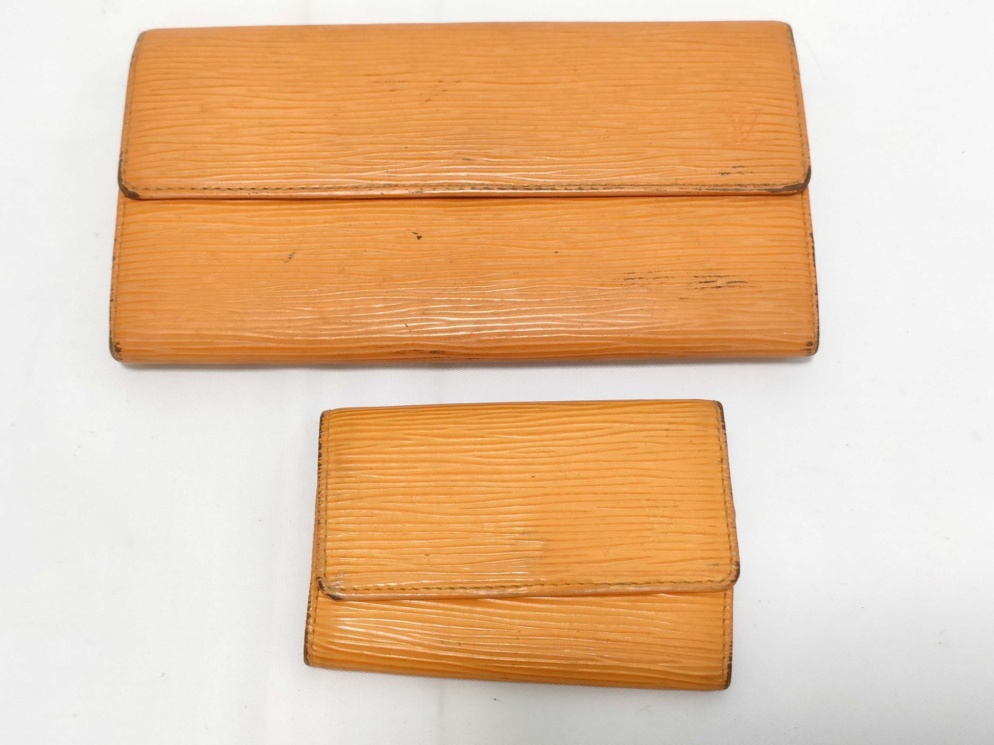 LOUIS VUITTON Epi Portefeuille Sarah + Multicle wallet