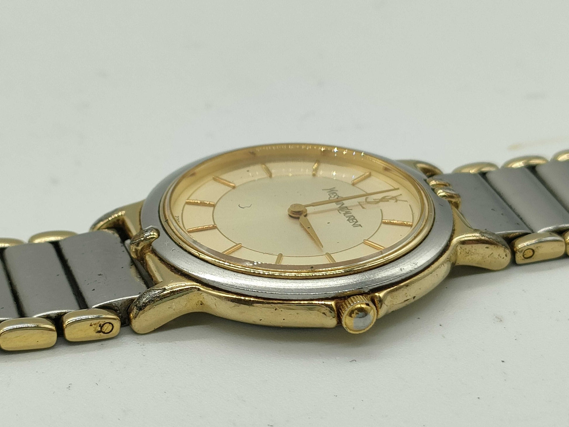Yves Saint Laurent 2200 Quartz Women's Watch, Unused