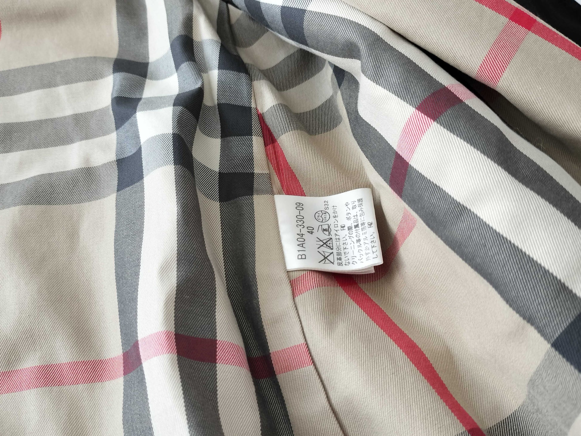 (10462_0210) BURBERRY Trench Coat Black 40 Coat