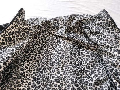 (10462_0256)▼FENDI Reversible Nylon Jacket Black x Leopard White Jacket