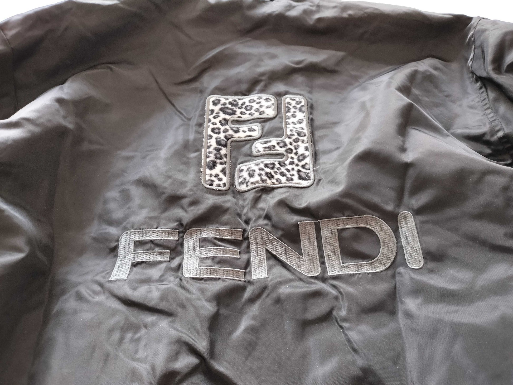 (10462_0256)▼FENDI Reversible Nylon Jacket Black x Leopard White Jacket