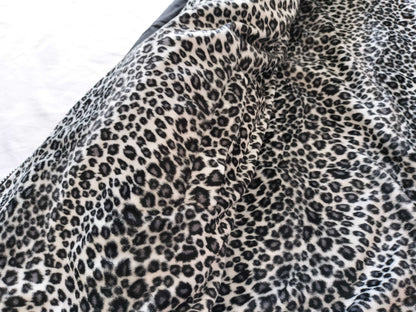 (10462_0256)▼FENDI Reversible Nylon Jacket Black x Leopard White Jacket