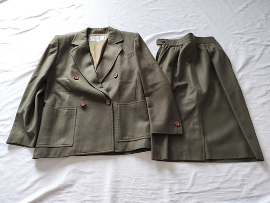 (10462_0181) Yves Saint Laurent Skirt Suit Other Apparel