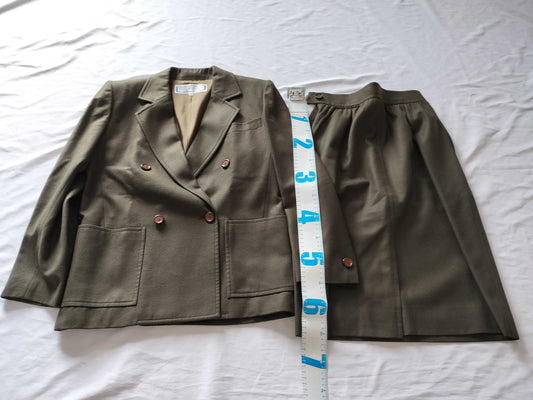 (10462_0181) Yves Saint Laurent Skirt Suit Other Apparel