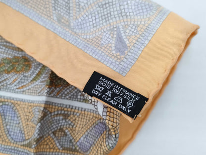(10462_0067) HERMES Carre Petit Carre Mosaic Tile Animal Scarf