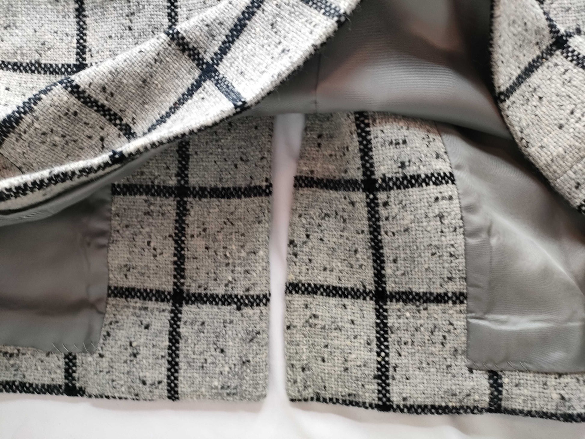 (10462_0178) Yves Saint Laurent Checkered Coat Outer Coat