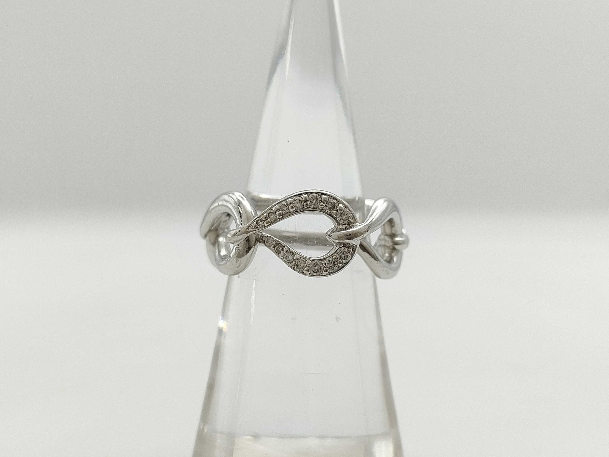 RUGIADA Diamond 750 7.2g Ring 