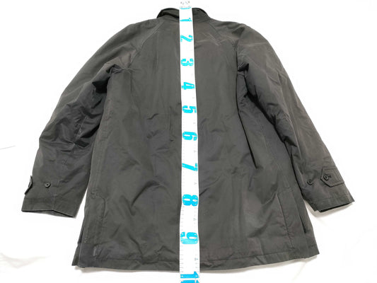 BURBERRY London Medium Check Coat