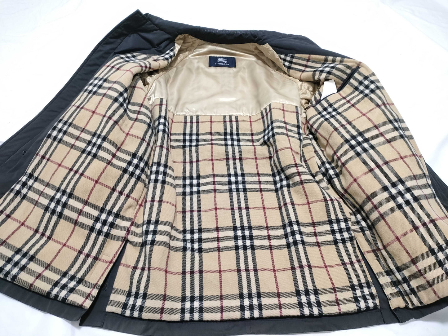 BURBERRY London Medium Check Coat
