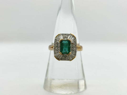 Emerald and Diamond 14K Gold Ring, 4.1g 