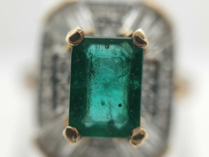 Emerald and Diamond 14K Gold Ring, 4.1g 