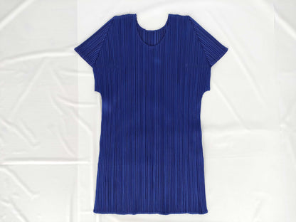 ISSEY MIYAKE Pleats Please / PP93-PE961 / Sleeveless / Design Top / Blue / Tag Included Top