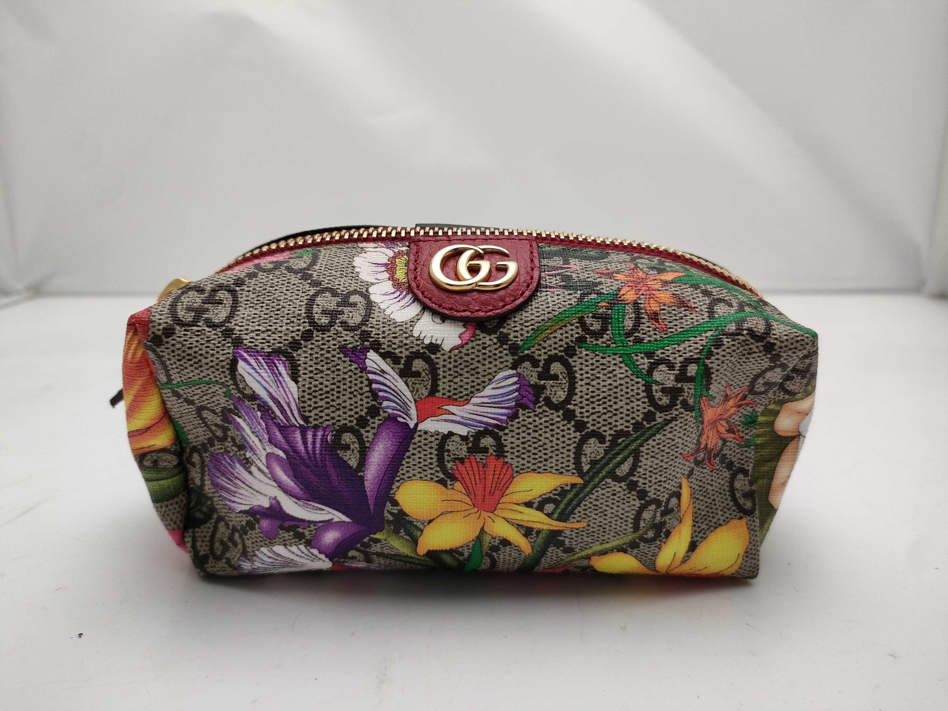 GUCCI GG Supreme GG Supreme Cosmetic Pouch 548394 Pouch