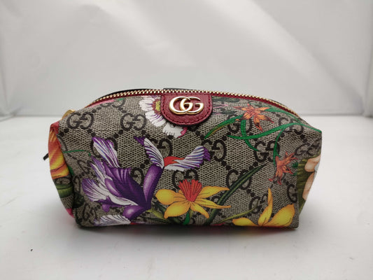 GUCCI GG Supreme GG Supreme Cosmetic Pouch 548394 Pouch