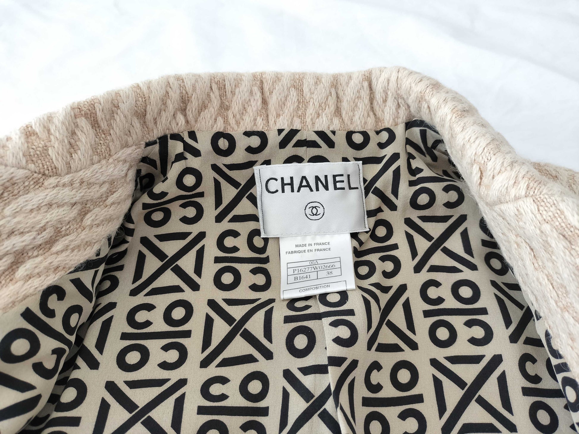 (10462_0126) CHANEL 00A Long Knit Coat Coat