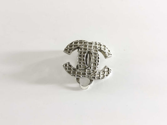 CHANEL Coco Mark Coco Mark 00A Single Clip-on Earring