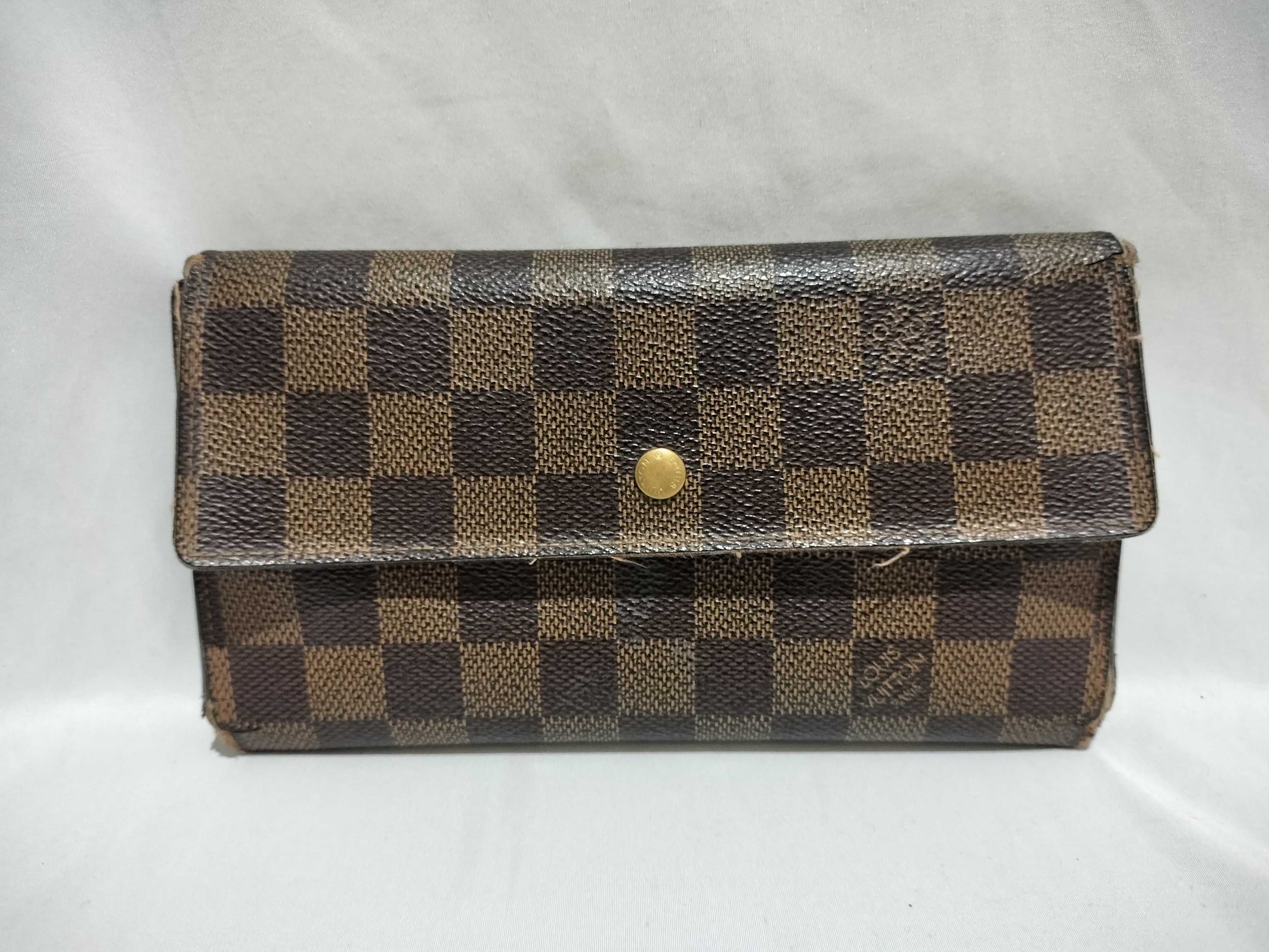 LOUIS VUITTON Damier Portefeuille Sarah Wallet