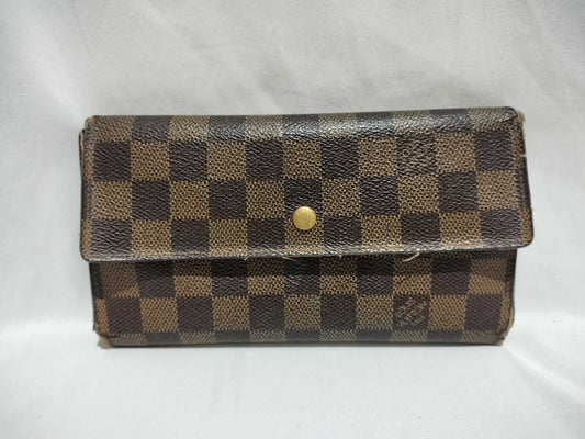 LOUIS VUITTON Damier Portefeuille Sarah Wallet
