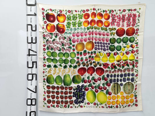 (10462_0159) GUCCI Fruit Pattern Large Format Scarf Scarf