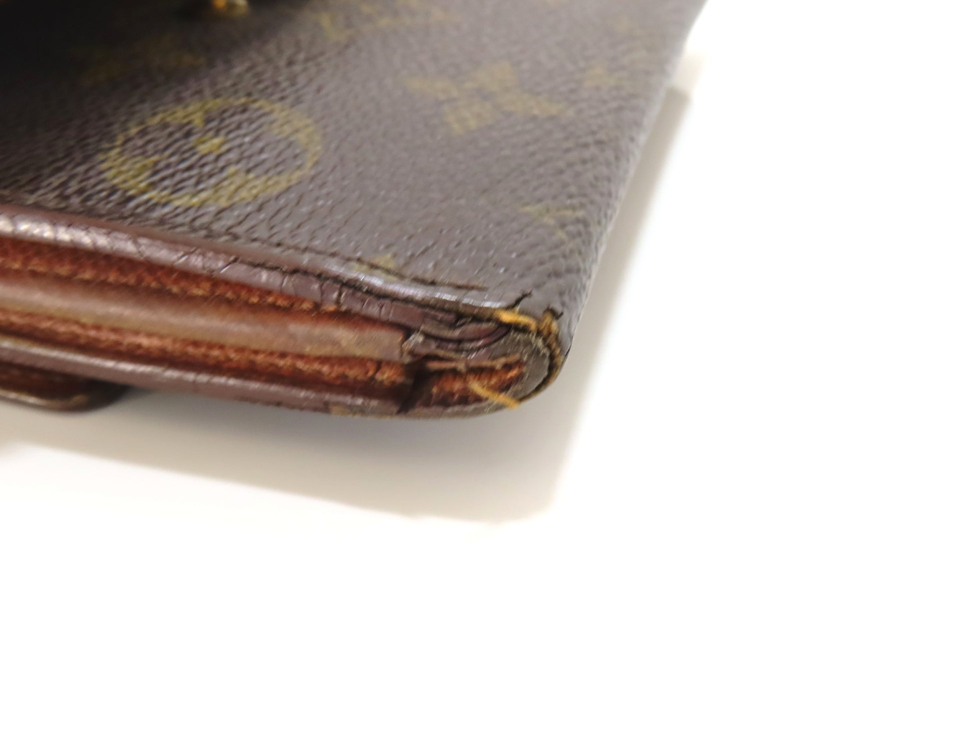 LOUIS VUITTON Monogram Double Hook Coin Purse 