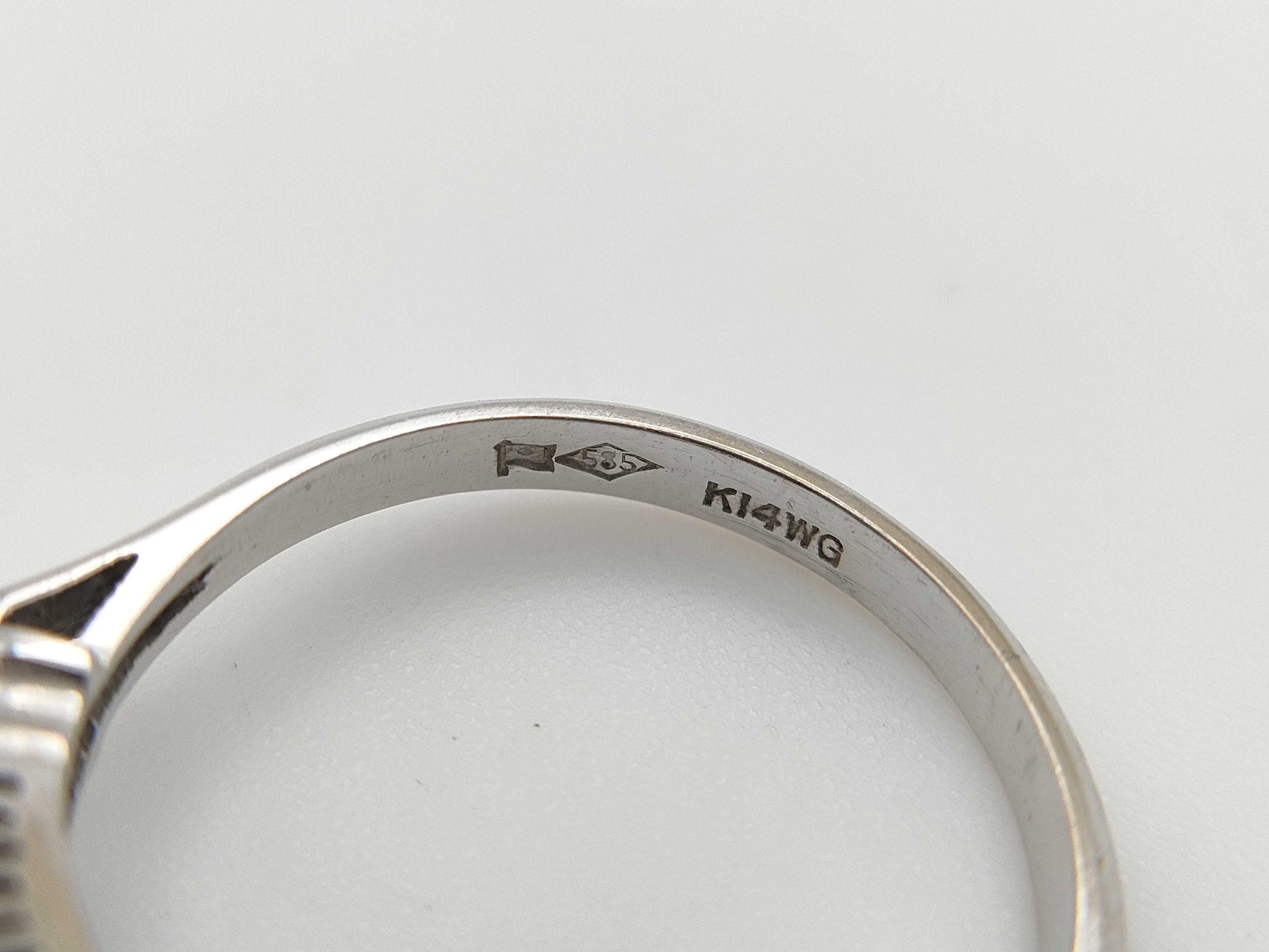 D0.15ct K14WG 2.2g Ring 
