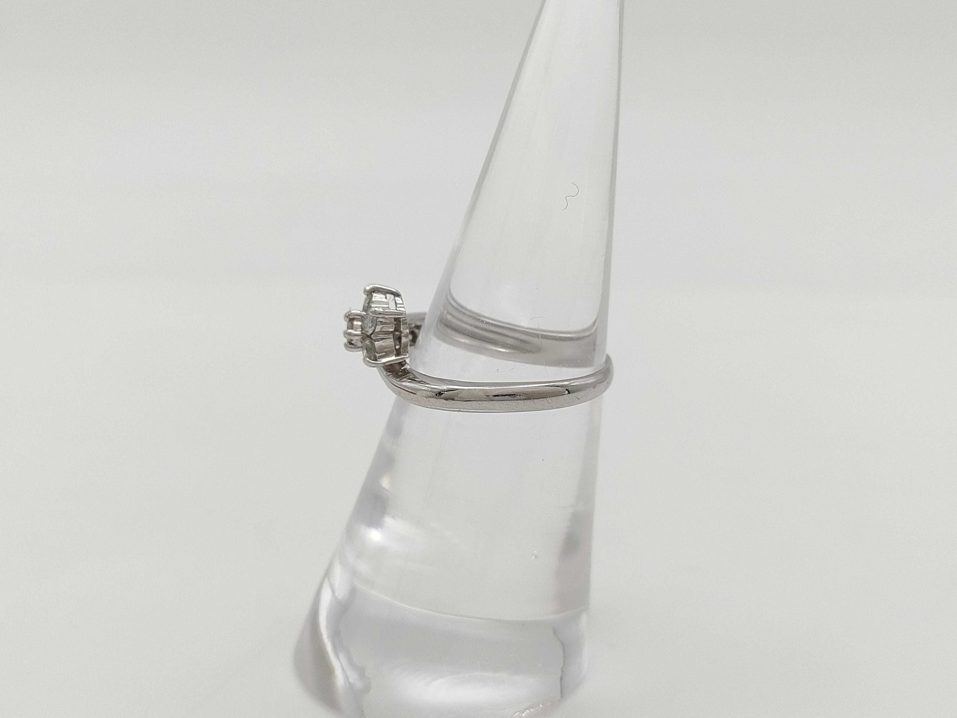 D0.30ct Pt900 3.5g Ring 
