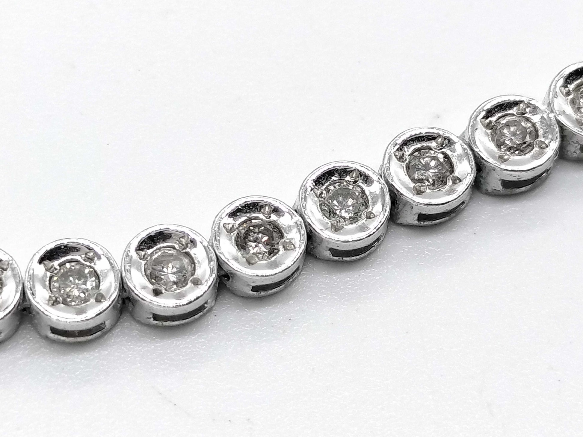 D1.00ct. Pt850 9.1g Bracelet/Bangle 