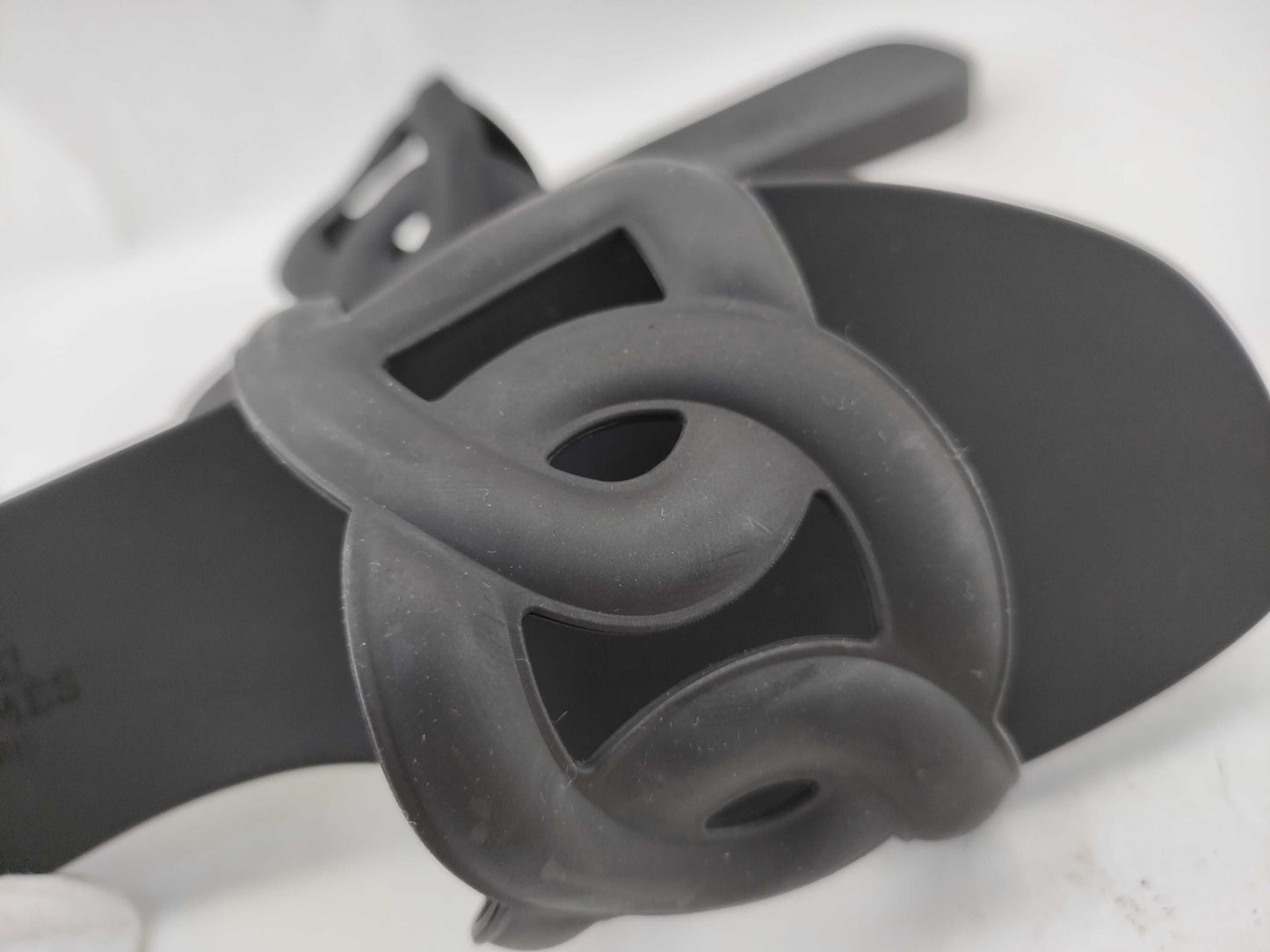 HERMES Aloha Chaine d'Ancre Black Sandals