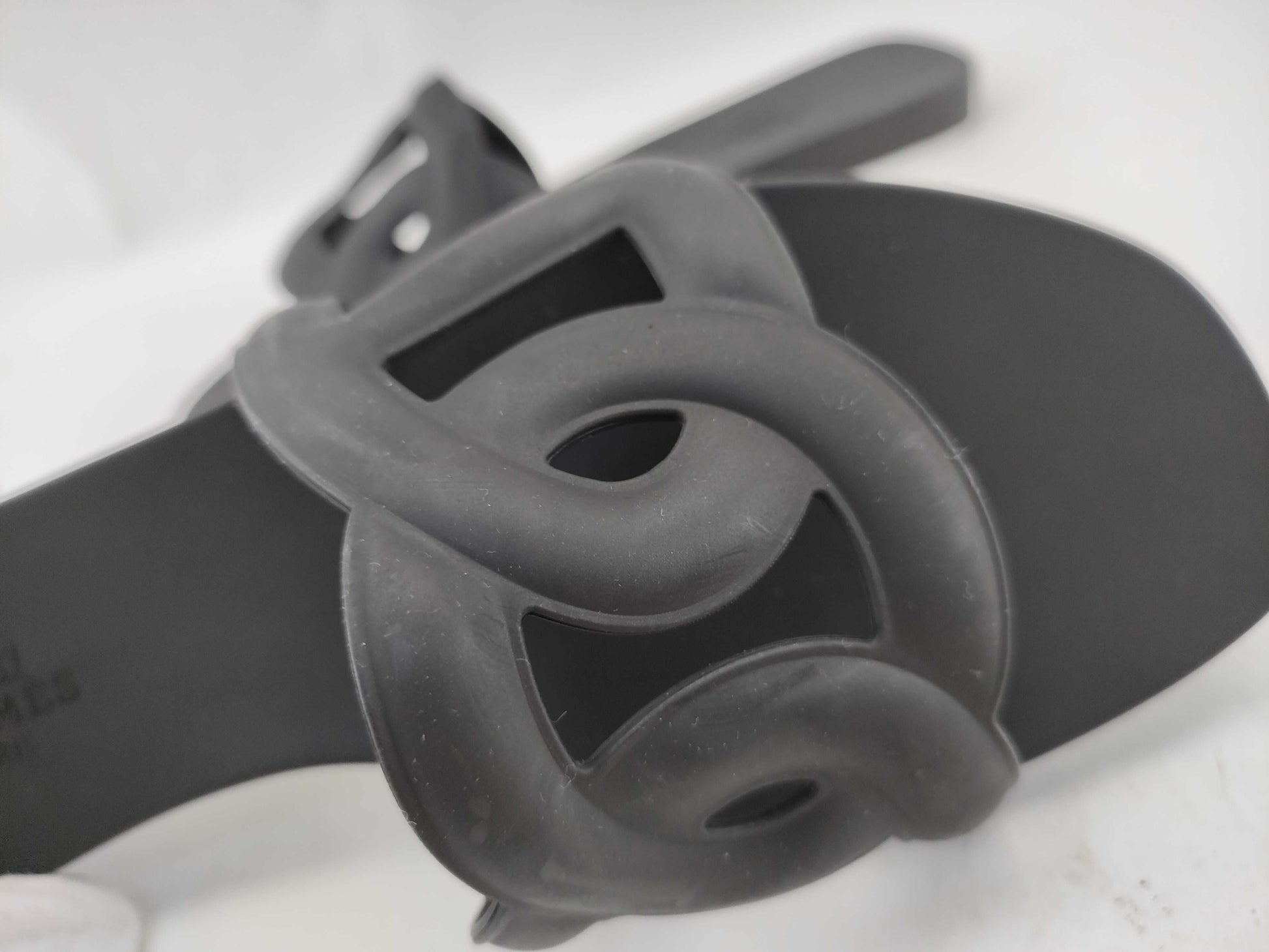 HERMES Aloha Chaine d'Ancre Black Sandals