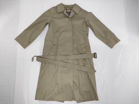 BURBERRY trench coat with Nova check pattern inside