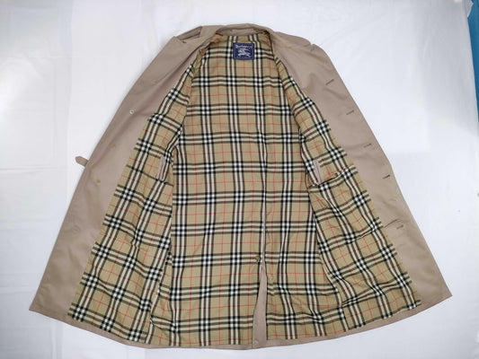BURBERRY trench coat with Nova check interior and belt included