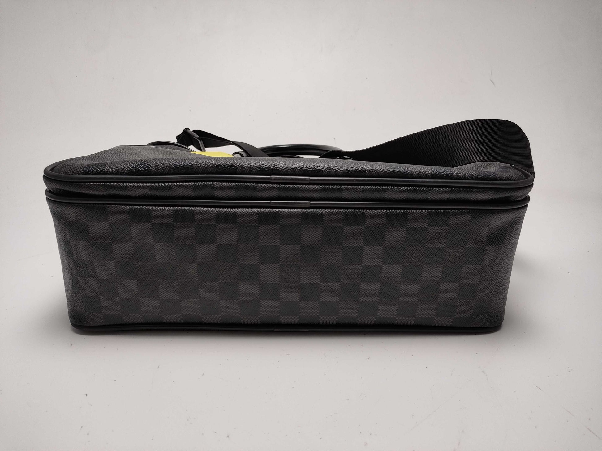LOUIS VUITTON Damier Graphite Ikar N23253 Shoulder Bag