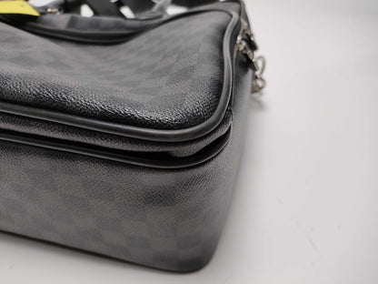 LOUIS VUITTON Damier Graphite Ikar N23253 Shoulder Bag